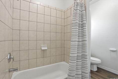 108 Abrego Ridge Floresville TX 78114