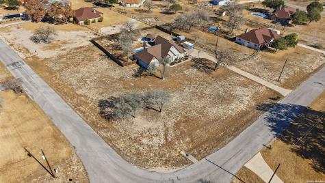 108 Abrego Ridge Floresville TX 78114