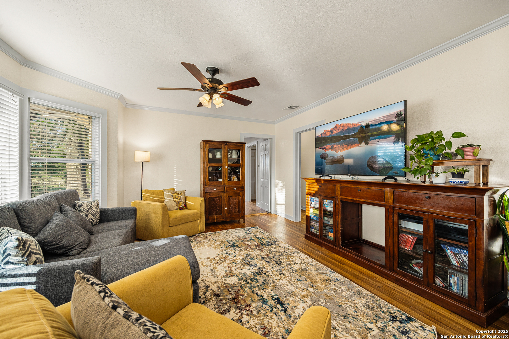 2803 Haeckerville Cibolo TX 78108
