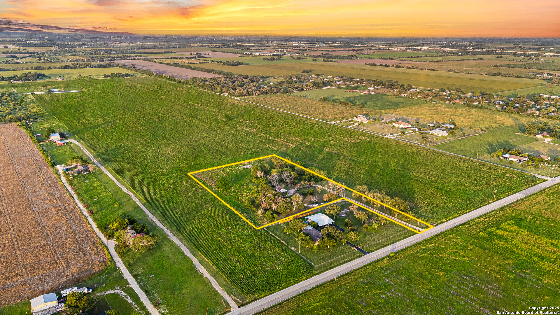 2803 Haeckerville Cibolo TX 78108