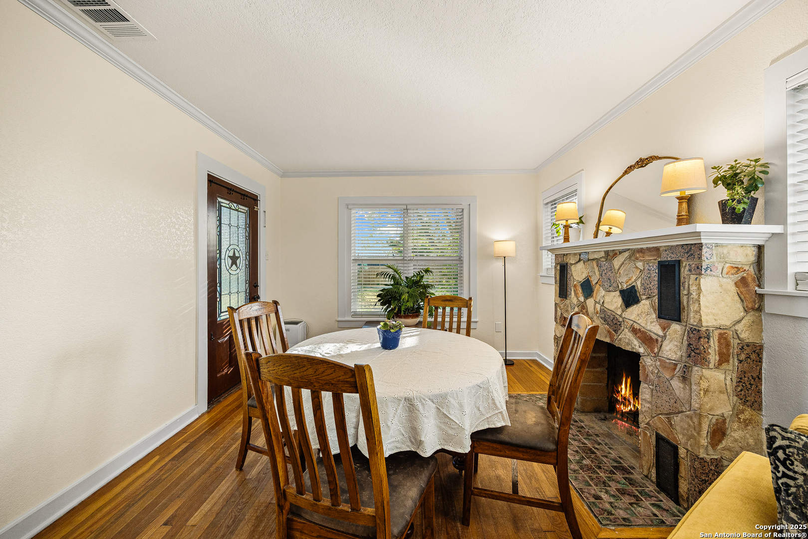 2803 Haeckerville Cibolo TX 78108