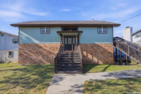 2366 Colleen Drive Canyon Lake TX 78133