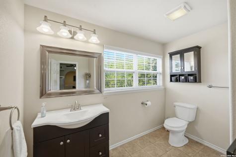 2366 Colleen Drive Canyon Lake TX 78133