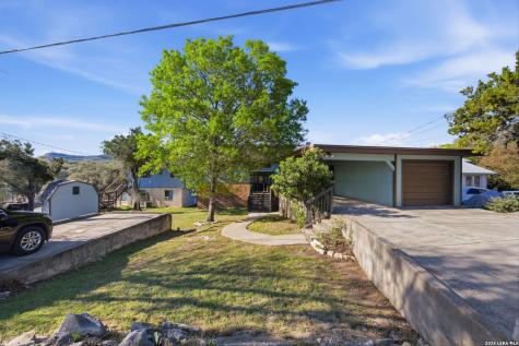 2366 Colleen Drive Canyon Lake TX 78133