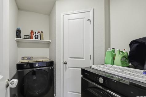 5839 Kendall Prairie San Antonio TX 78244