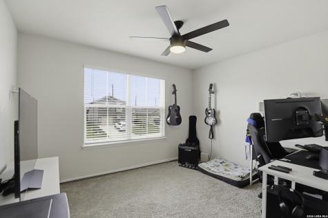 5839 Kendall Prairie San Antonio TX 78244