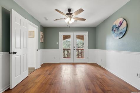 8819 Ash Meadow Universal City TX 78148