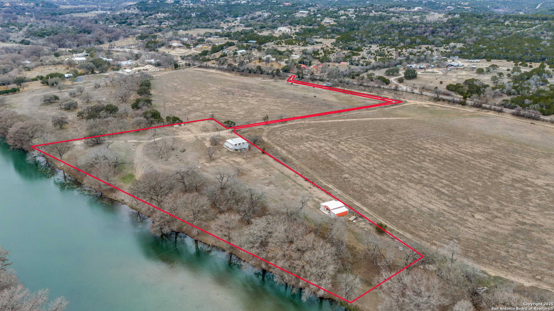 1391 Highway 39 Ingram TX 78025