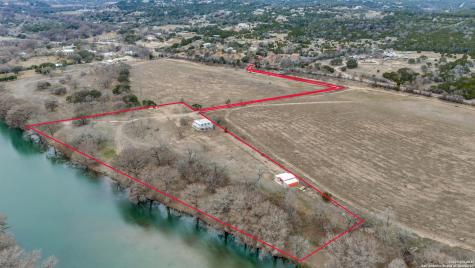 1391 Highway 39 Ingram TX 78025