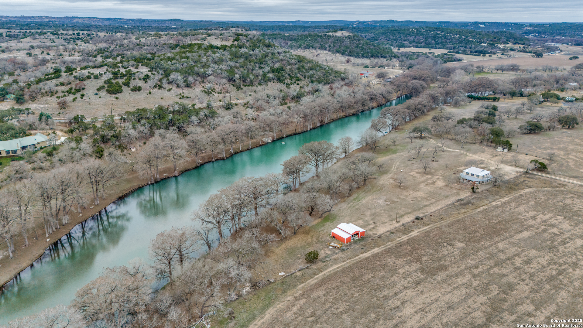1391 Highway 39 Ingram TX 78025