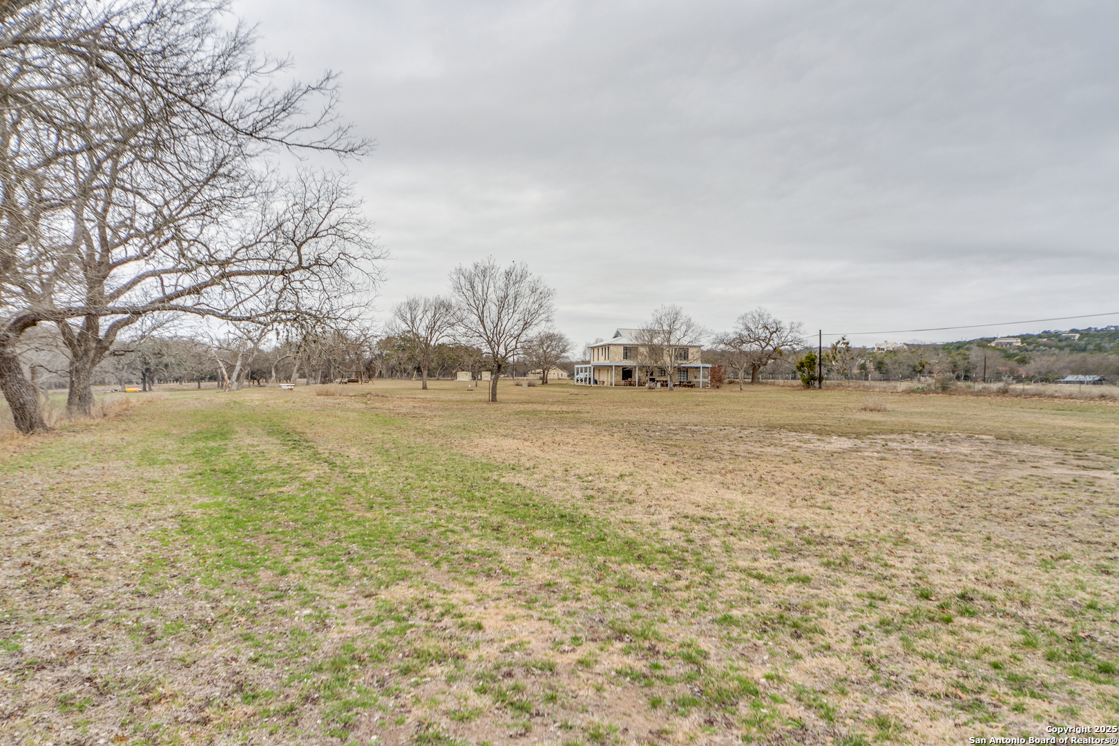 1391 Highway 39 Ingram TX 78025