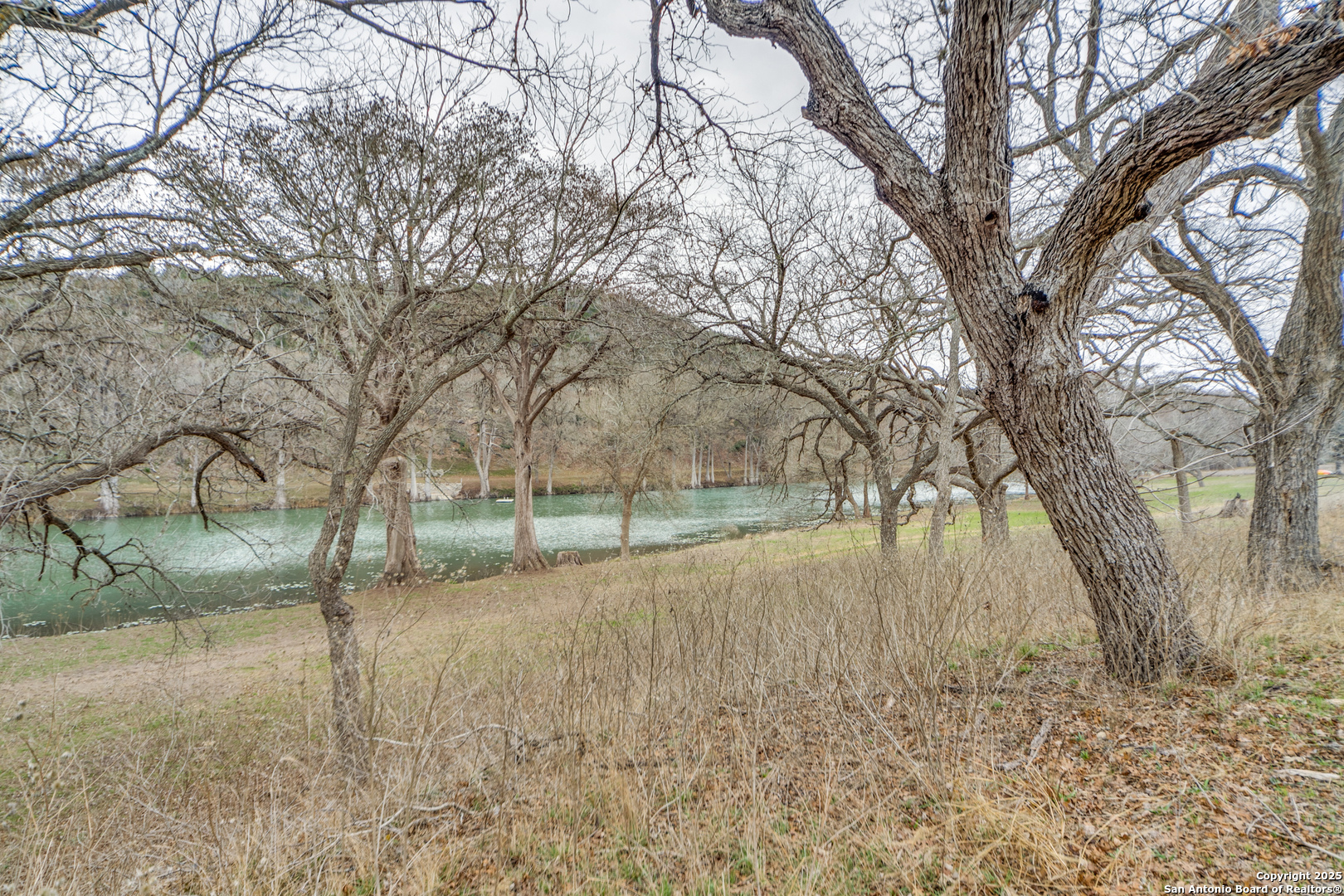 1391 Highway 39 Ingram TX 78025