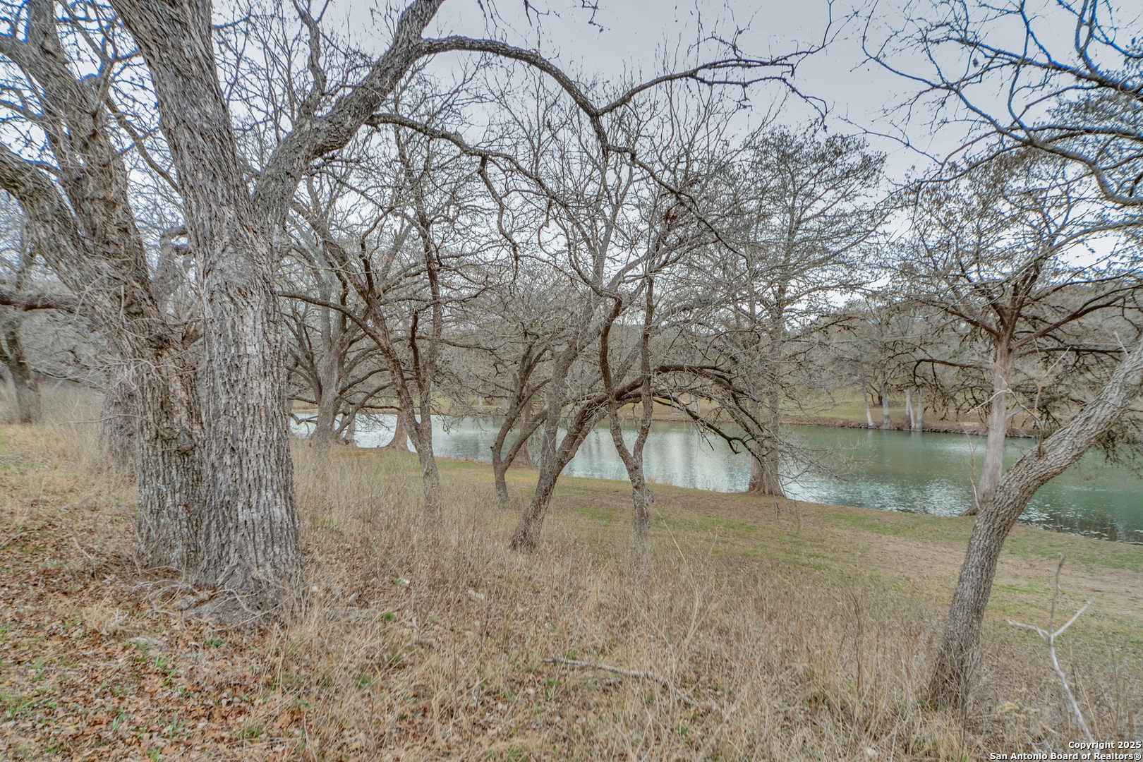 1391 Highway 39 Ingram TX 78025