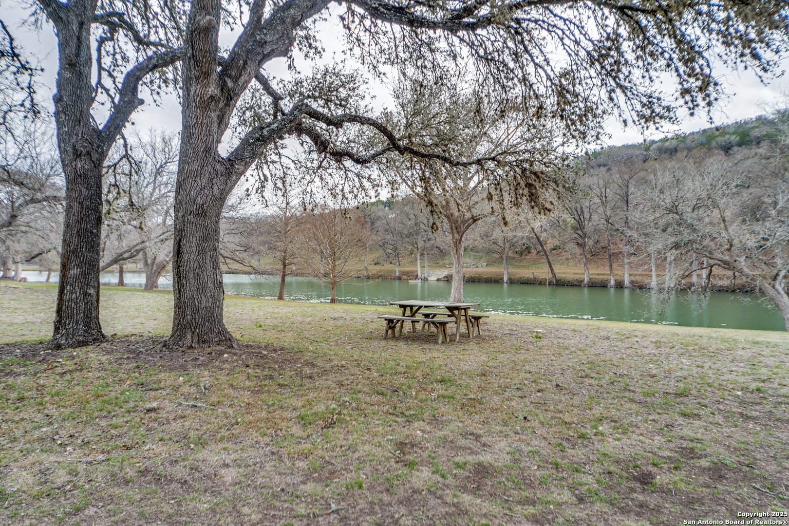 1391 Highway 39 Ingram TX 78025
