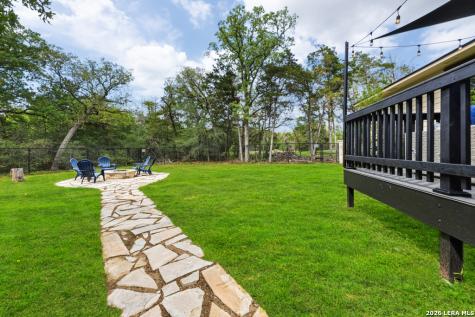 142 Carriage Court Bastrop TX 78602