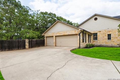 142 Carriage Court Bastrop TX 78602