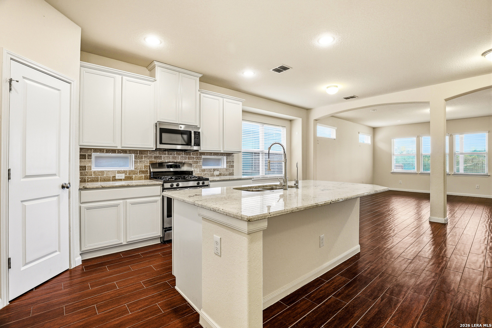 22915 Carriage Bush San Antonio TX 78261