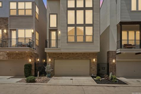 3831 Harry Wurzbach Road 4 San Antonio TX 78209