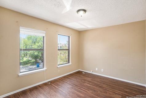 7642 Rimhurst San Antonio TX 78250