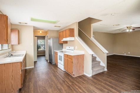7642 Rimhurst San Antonio TX 78250