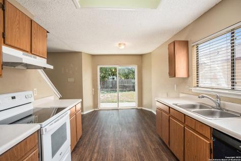 7642 Rimhurst San Antonio TX 78250