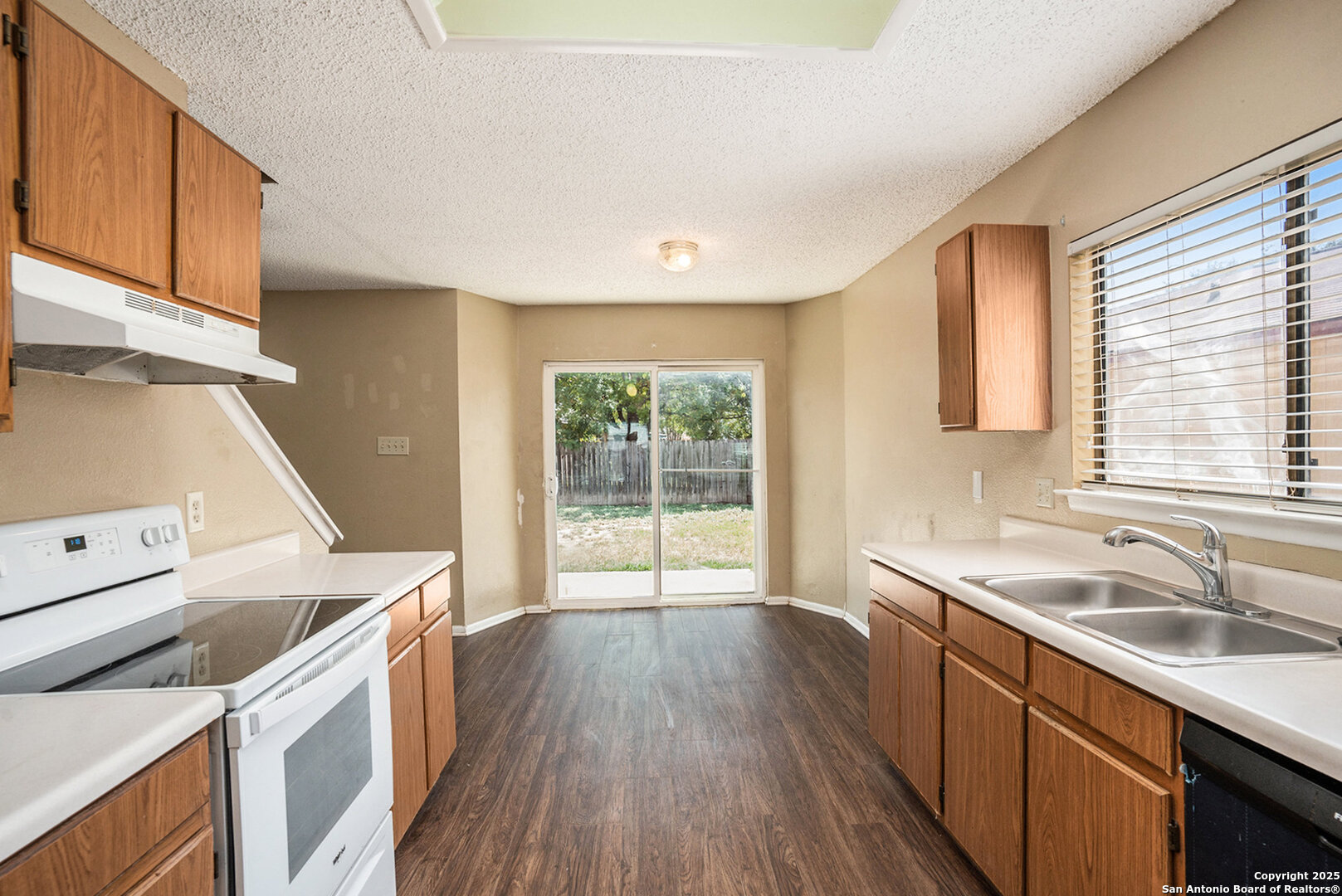 7642 Rimhurst San Antonio TX 78250