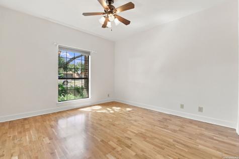 1131 River Park San Antonio TX 78216