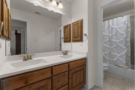 13310 Trotting Path Helotes TX 78023