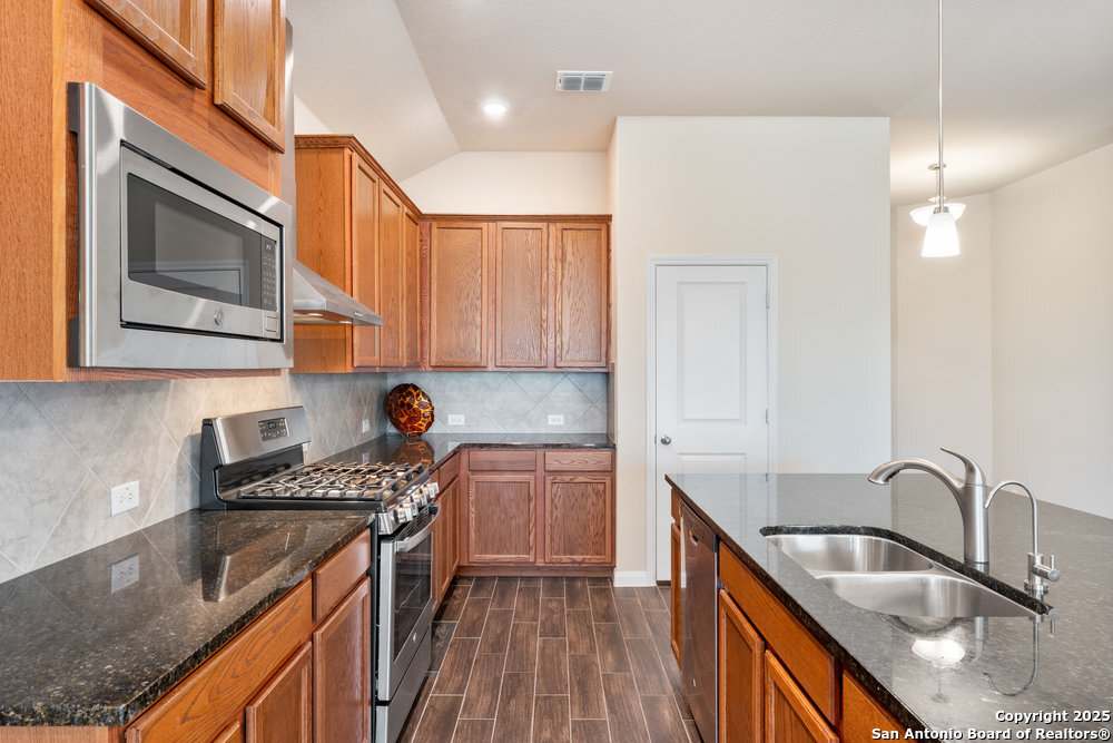 622 Chambers San Antonio TX 78245