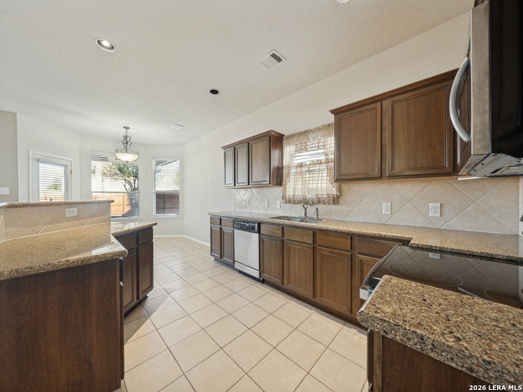 9819 Discovery Drive Converse TX 78109