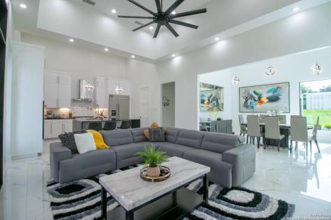 23610 Messina Canyon San Antonio TX 78255