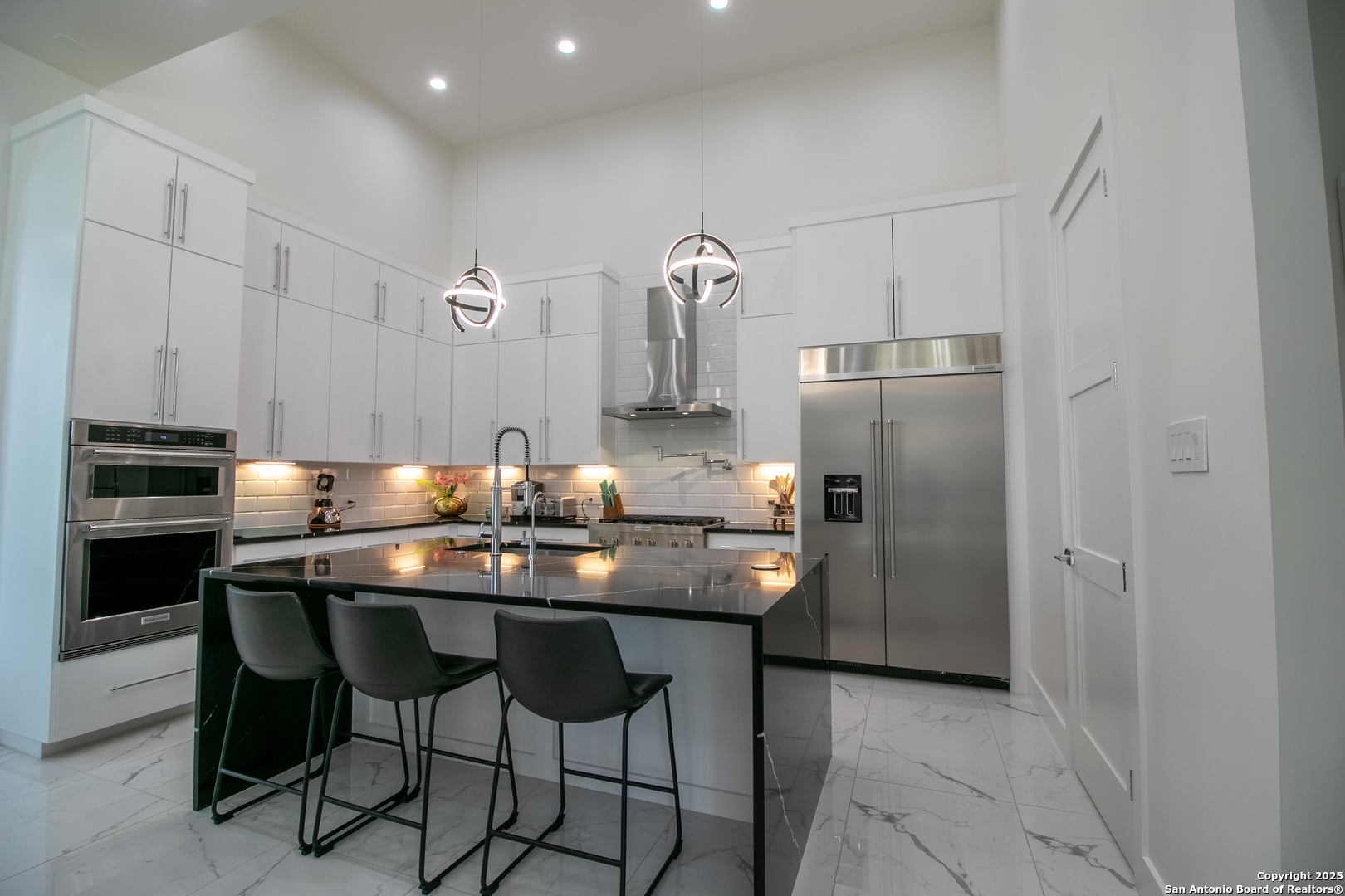 23610 Messina Canyon San Antonio TX 78255