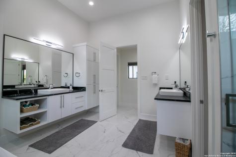 23610 Messina Canyon San Antonio TX 78255
