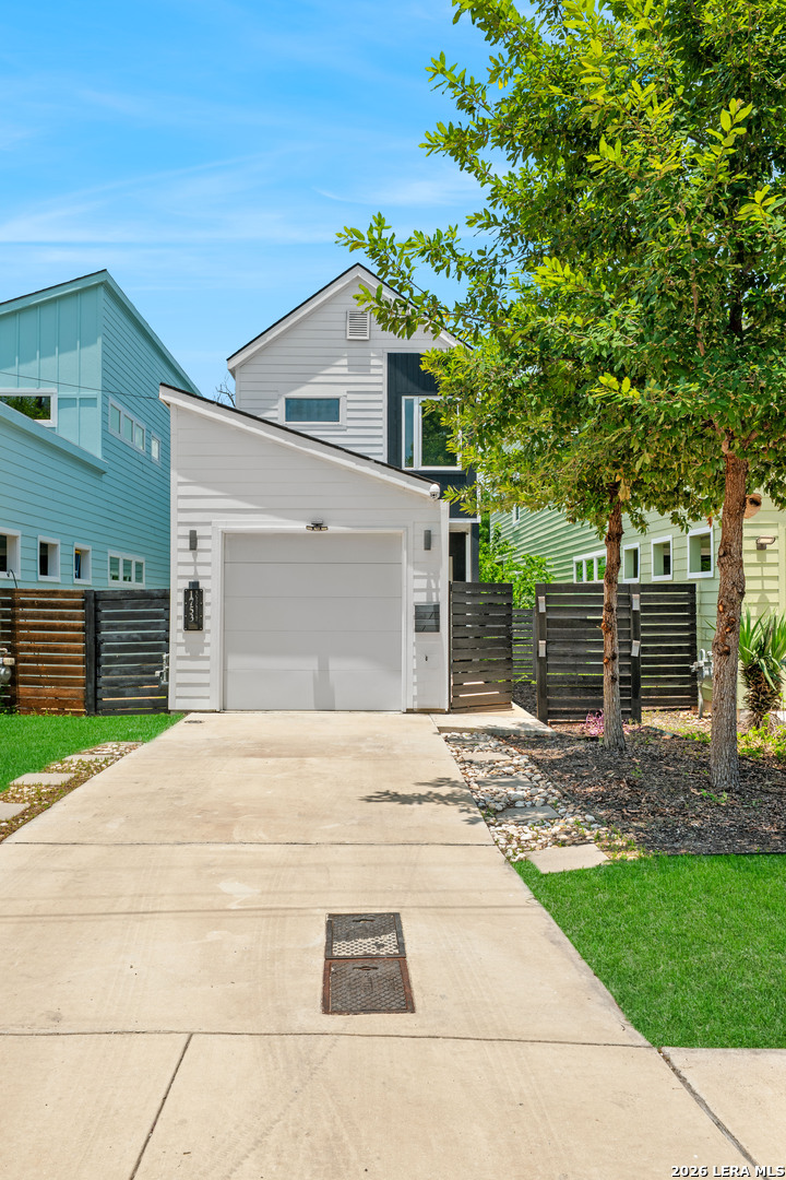 1753 E Crockett Street San Antonio TX 78202