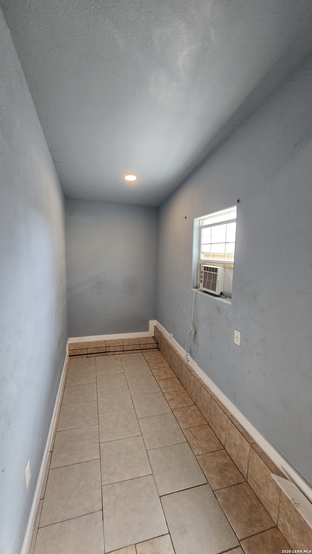 3902 W Salinas San Antonio TX 78207