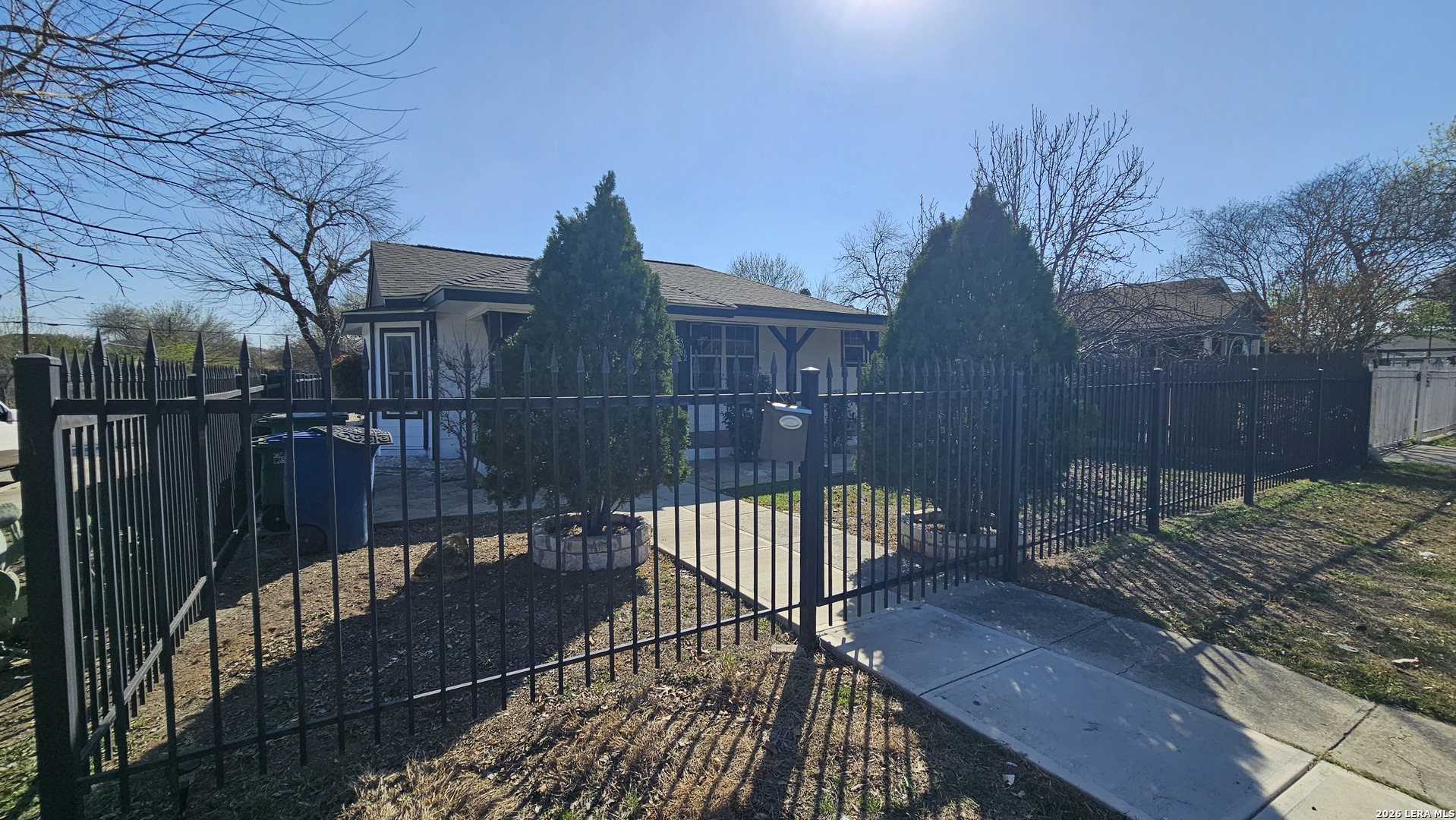 3902 W Salinas San Antonio TX 78207
