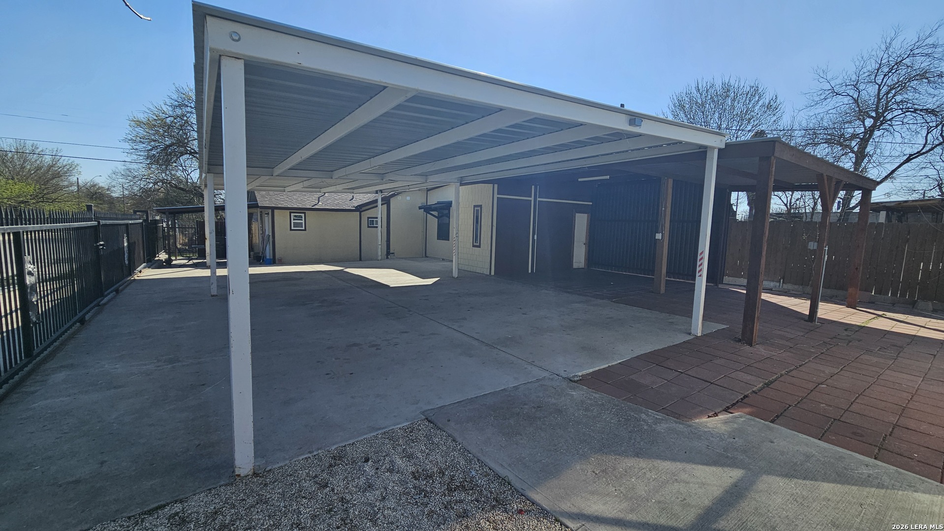 3902 W Salinas San Antonio TX 78207