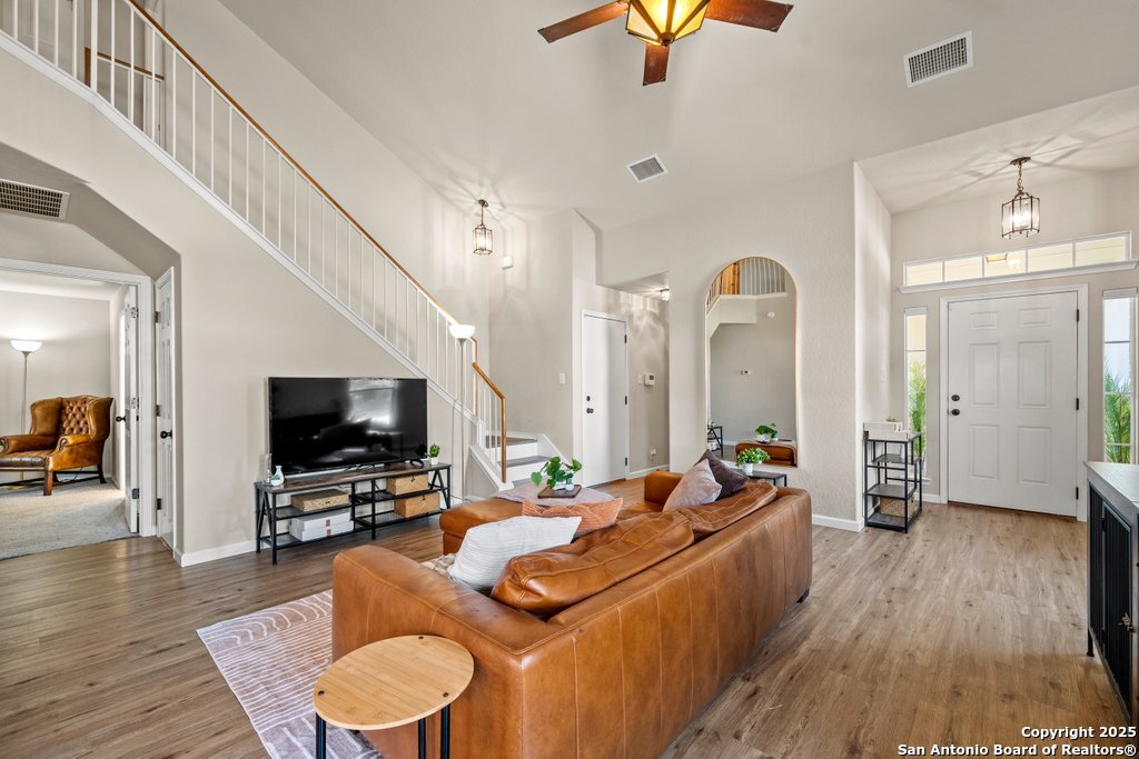 2111 Wiltshire New Braunfels TX 78130