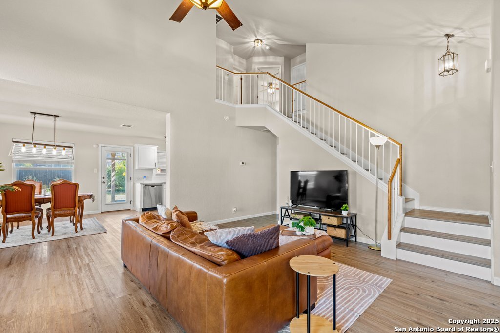 2111 Wiltshire New Braunfels TX 78130