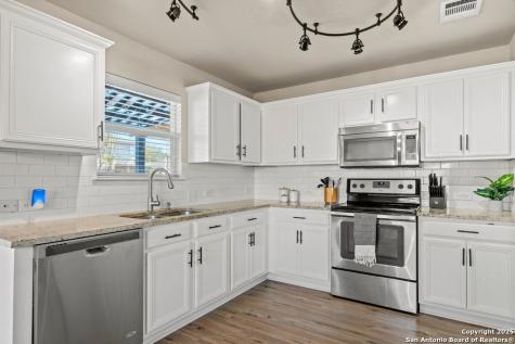 2111 Wiltshire New Braunfels TX 78130