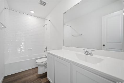 4936 Hawkwell Lane San Antonio TX 78263