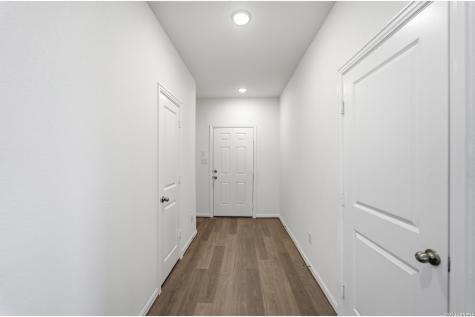 4936 Hawkwell Lane San Antonio TX 78263