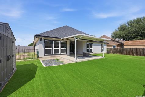 15710 Fair Lane Selma TX 78154