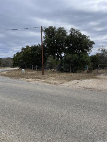1196 Lower Mason Creek Road Bandera TX 78003