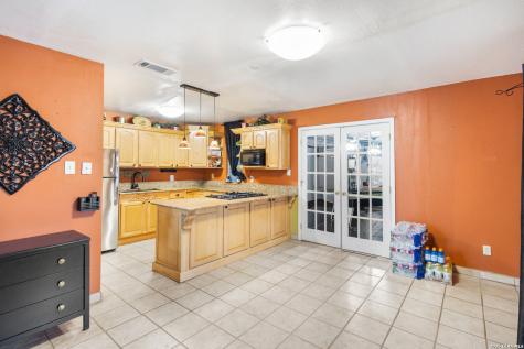 214 Schmeltzer Lane San Antonio TX 78213