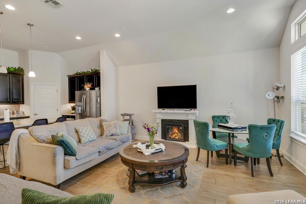 8223 Scarlet Gaura Boerne TX 78015