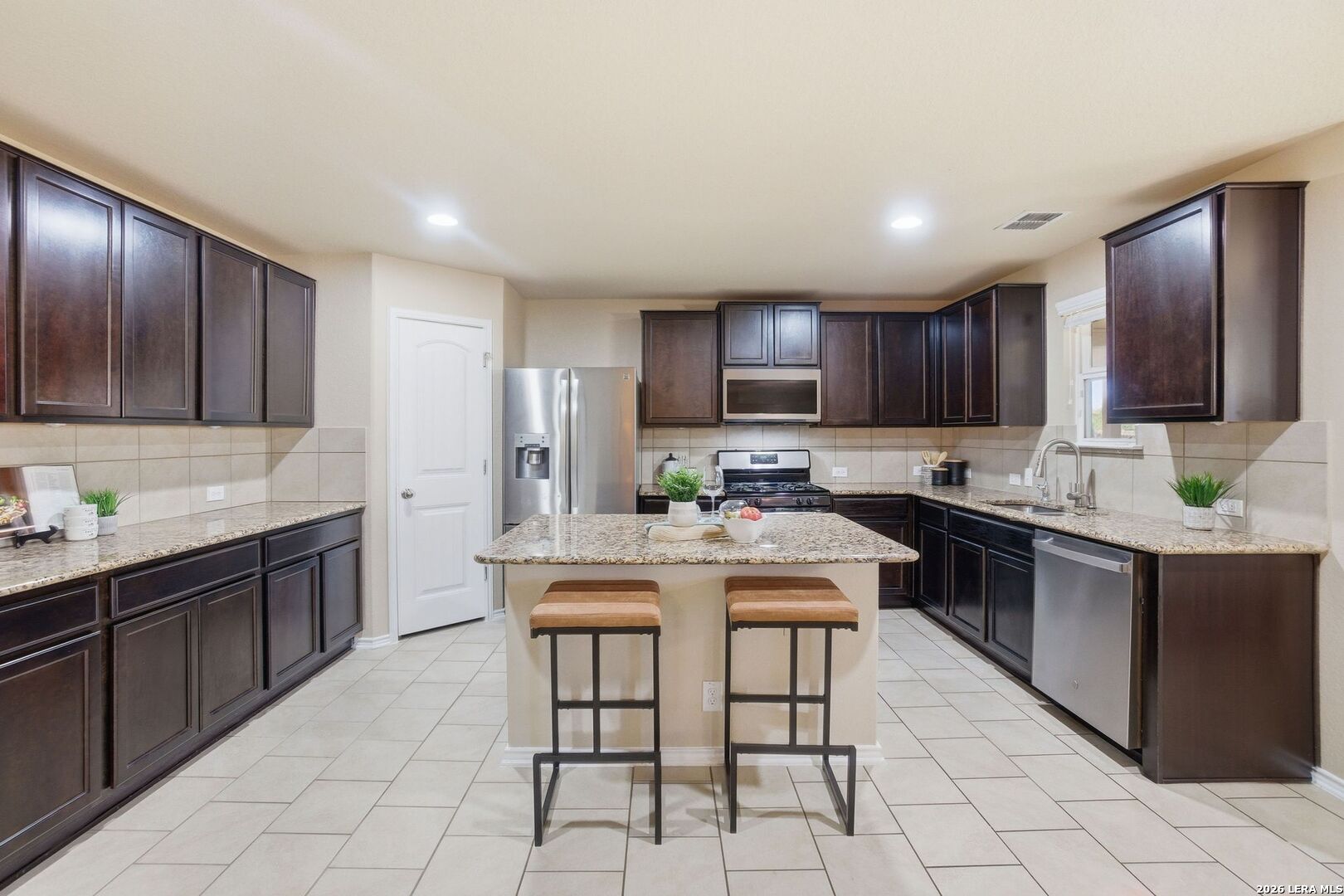 8826 Palmetto Falls San Antonio TX 78254