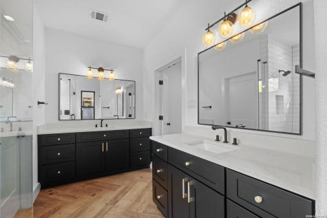 111 Dowdy San Antonio TX 78204