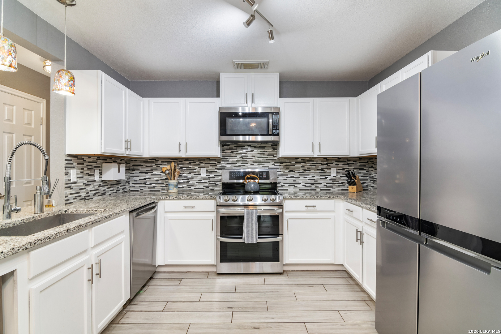 15722 Walnut Creek San Antonio TX 78247