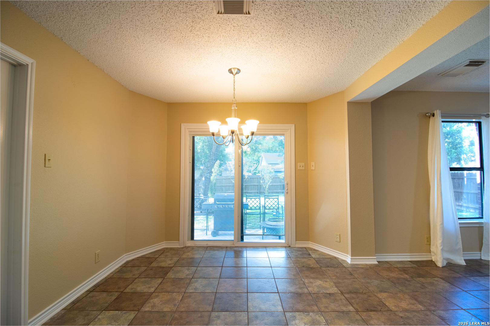 9615 Hillside Trail San Antonio TX 78250